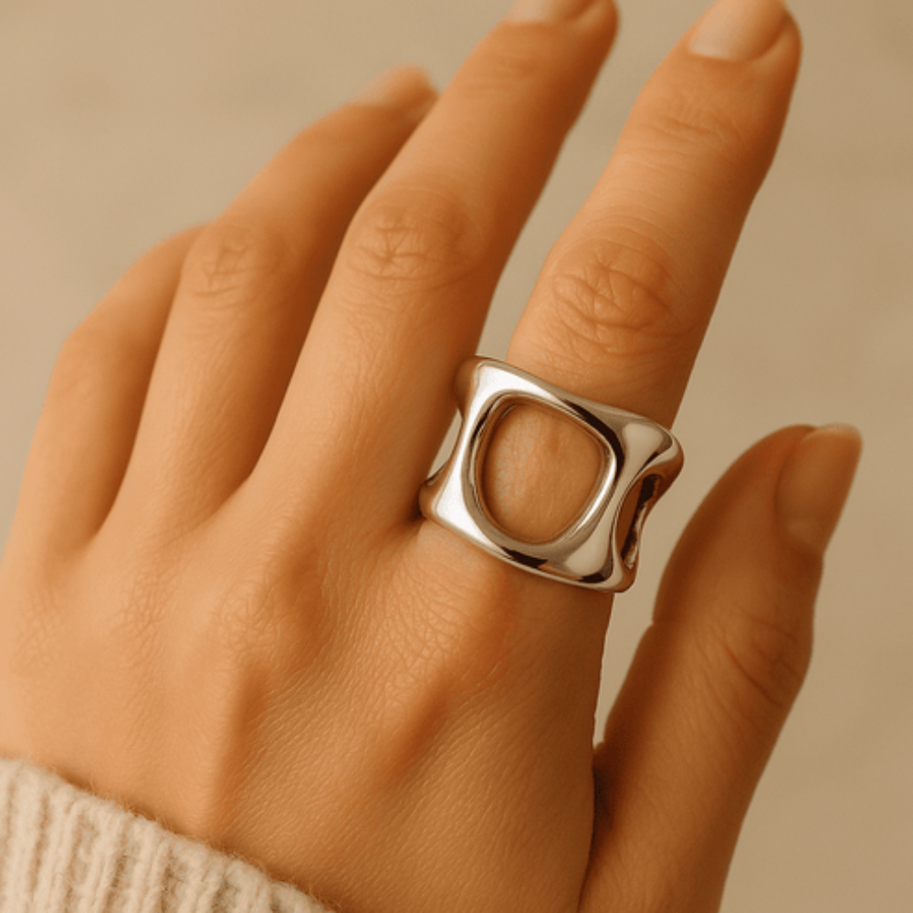 Bague Organique Argentée en Acier Inoxydable